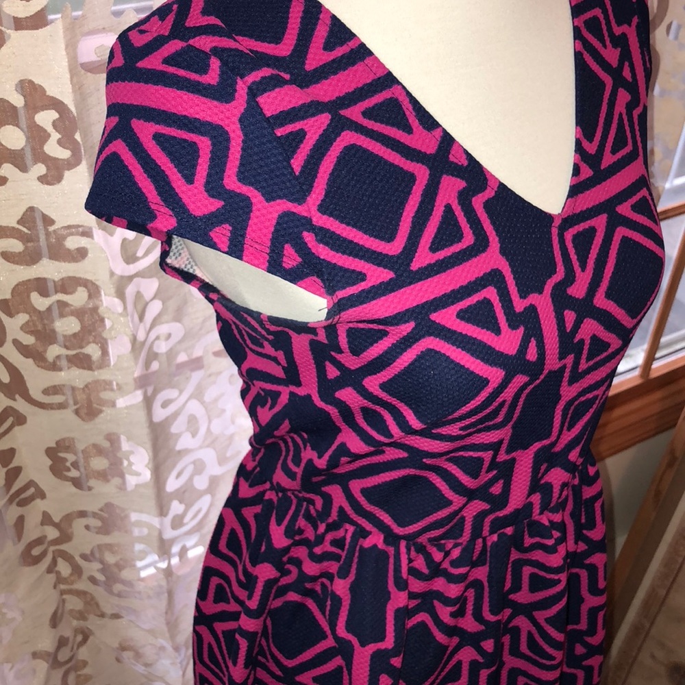 Dress - Picture 2 of 4